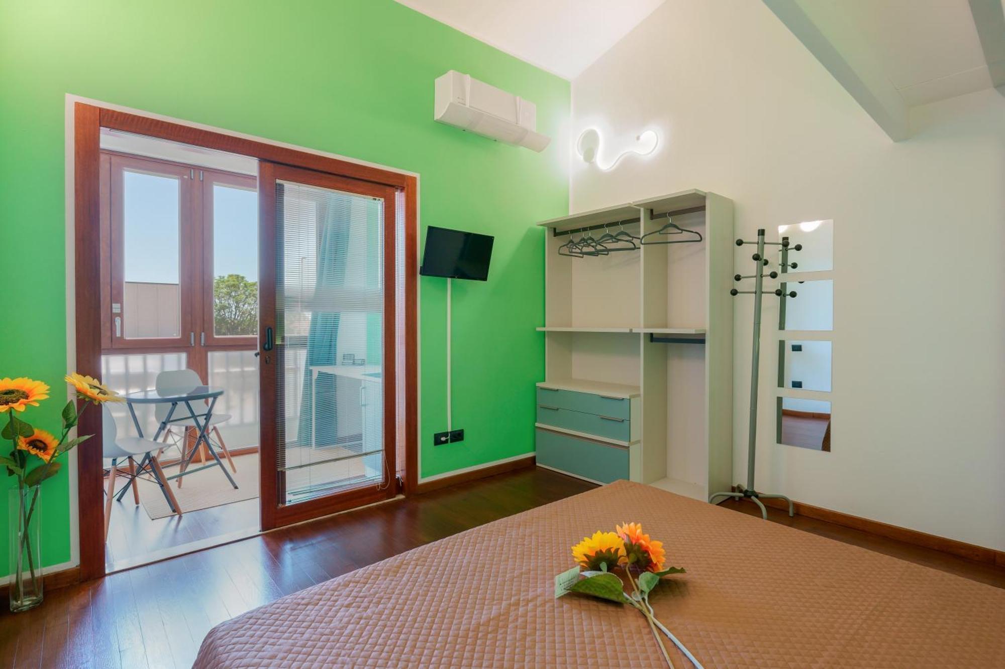 Bed and Breakfast Unplug Quartu SantʼElena Exterior foto